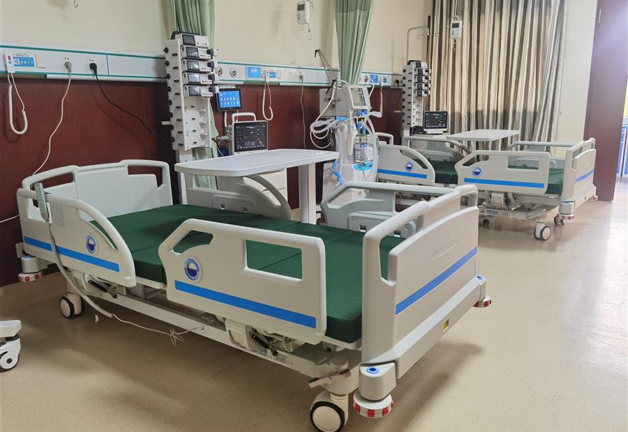 Complete hospital ward bed solution
